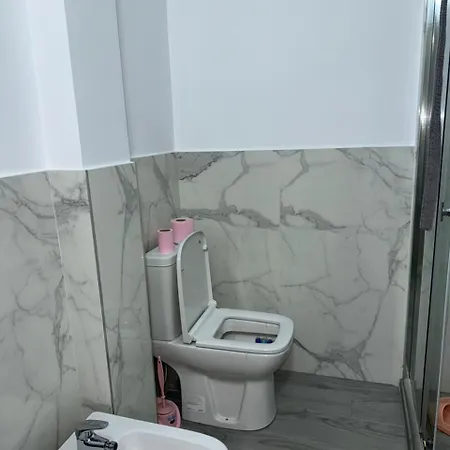 Holiday Apartment Vlore Appartamento